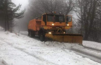 Όπου κι αν χιόνισε την Κυριακή: Καθάρισαν Περιφέρεια και Δήμοι