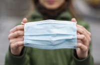 Από το Σάββατο 5 Μαρτίου: Αίρεται το μέτρο της υποχρεωτικής χρήσης μάσκας