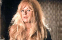 Αλίκη Βουγιουκλάκη: Η «απαγορευμένη» φωτογράφιση – Αμέσως μετά το διαζύγιο με τον Παπαμιχαήλ