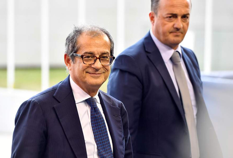 H ΡΩΜΗ ΑΥΞΑΝΕΙ ΤΟΥΣ ΦΟΡΟΥΣ ΓΙΑ ΤΙΣ ΙΤΑΛΙΚΕΣ ΤΡΑΠΕΖΕΣ! H ΡΩΜΗ ΑΥΞΑΝΕΙ ΤΟΥΣ ΦΟΡΟΥΣ ΓΙΑ ΤΙΣ ΙΤΑΛΙΚΕΣ ΤΡΑΠΕΖΕΣ!