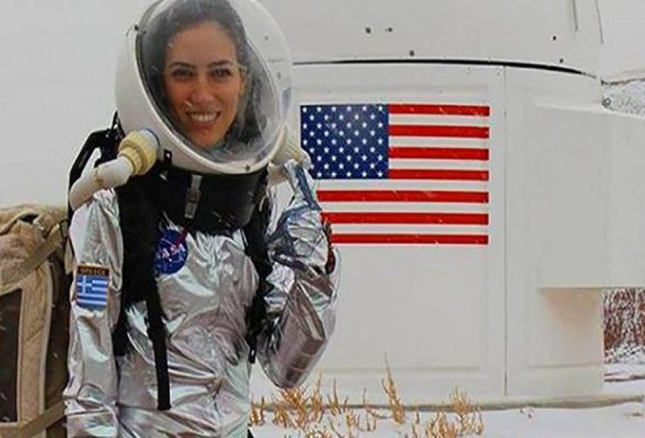 ΤΟ «ΧΡΥΣΟ ΚΟΡΙΤΣΙ» ΤΗΣ NASA ΕΙΝΑΙ ΕΛΛΗΝΙΔΑ ΚΑΙ ΕΧΕΙ ΣΑΡΩΣΕΙ ΟΛΑ ΤΑ ΒΡΑΒΕΙΑ! ΤΟ «ΧΡΥΣΟ ΚΟΡΙΤΣΙ» ΤΗΣ NASA ΕΙΝΑΙ ΕΛΛΗΝΙΔΑ ΚΑΙ ΕΧΕΙ ΣΑΡΩΣΕΙ ΟΛΑ ΤΑ ΒΡΑΒΕΙΑ!