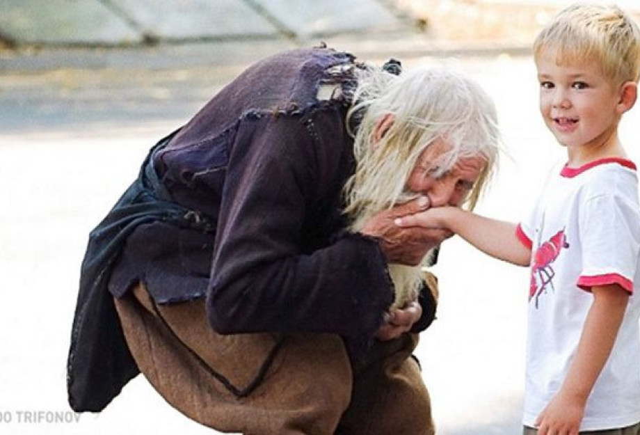 Μακάρι όλοι οι άνθρωποι στον κόσμο να μάθουν για αυτόν τον εξαιρετικό άνδρα Μακάρι όλοι οι άνθρωποι στον κόσμο να μάθουν για αυτόν τον εξαιρετικό άνδρα