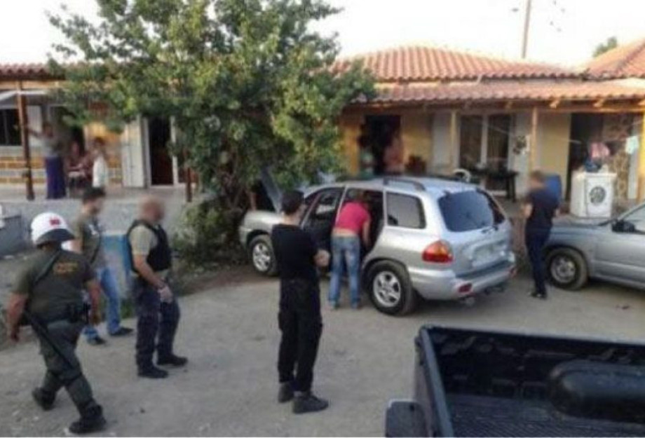 «ΚΟΛΑΣΗ» ΞΑΝΑ ΤΟ ΠΥΡΙ ΒΟΙΩΤΙΑΣ: ΡΟΜΑ ΛΗΣΤΕΨΑΝ ΟΔΗΓΟ – ΠΕΤΟΥΣΑΝ ΠΕΤΡΕΣ ΣΕ ΠΕΡΙΠΟΛΙΚΑ ΚΑΙ ΑΥΤΟΚΙΝΗΤΑ! «ΚΟΛΑΣΗ» ΞΑΝΑ ΤΟ ΠΥΡΙ ΒΟΙΩΤΙΑΣ: ΡΟΜΑ ΛΗΣΤΕΨΑΝ ΟΔΗΓΟ – ΠΕΤΟΥΣΑΝ ΠΕΤΡΕΣ ΣΕ ΠΕΡΙΠΟΛΙΚΑ ΚΑΙ ΑΥΤΟΚΙΝΗΤΑ!
