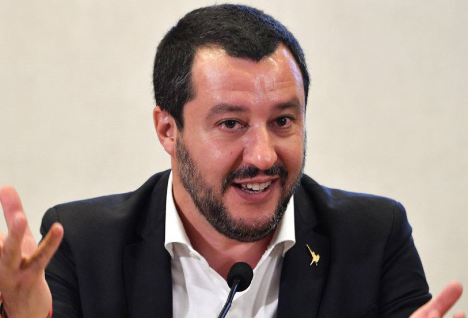 ΣΚΛΗΡΗ ΓΡΑΜΜΗ ΑΠΟ ΤΟΝ ΙΤΑΛΟ ΥΠΟΥΡΓΟ ΕΝΟΨΕΙ ΤΗΣ ΠΡΩΤΗΣ ΠΤΗΣΗΣ ΤΣΑΡΤΕΡ ΜΕ ΜΕΤΑΝΑΣΤΕΣ!