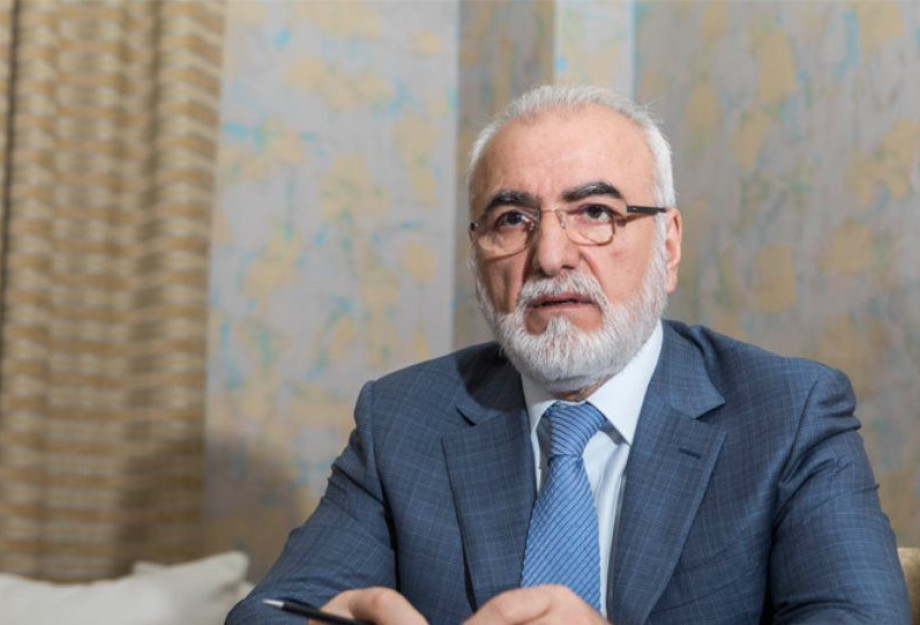 Συντάξεις που είχαν περικοπεί δίνει σε Ελληνοπόντιους ο Σαββίδης! Συντάξεις που είχαν περικοπεί δίνει σε Ελληνοπόντιους ο Σαββίδης!