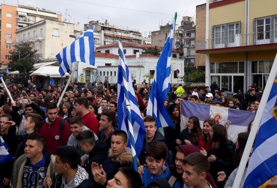 ΔΕΝ ΥΠΑΡΧΕΙ ΜΕΓΑΛΥΤΕΡΟ ΕΓΚΛΗΜΑ ΑΠΟ ΤΟ ΝΑ ΒΑΦΤΙΖΕΙΣ ΜΑΘΗΤΕΣ ΧΡΥΣΑΥΓΙΤΕΣ ΔΕΝ ΥΠΑΡΧΕΙ ΜΕΓΑΛΥΤΕΡΟ ΕΓΚΛΗΜΑ ΑΠΟ ΤΟ ΝΑ ΒΑΦΤΙΖΕΙΣ ΜΑΘΗΤΕΣ ΧΡΥΣΑΥΓΙΤΕΣ