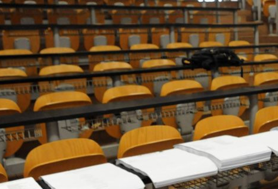 ΠΟΙΚΙΛΑ ΑΝΤΑΛΛΑΓΜΑΤΑ ΖΗΤΟΥΣΕ ΕΝΑ ΚΑΘΗΓΗΤΗΣ ΤΟΥ ΤΕΙ ΣΕΡΡΩΝ ΑΠΟ ΤΟΥΣ ΦΟΙΤΗΤΕΣ ΤΟΥ! ΠΟΙΚΙΛΑ ΑΝΤΑΛΛΑΓΜΑΤΑ ΖΗΤΟΥΣΕ ΕΝΑ ΚΑΘΗΓΗΤΗΣ ΤΟΥ ΤΕΙ ΣΕΡΡΩΝ ΑΠΟ ΤΟΥΣ ΦΟΙΤΗΤΕΣ ΤΟΥ!