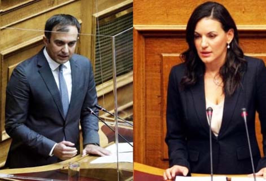 Στην εκδήλωση της Women Act στο Ξενία: Κεφαλογιάννη και Χατζηβασιλείου Στην εκδήλωση της Women Act στο Ξενία: Κεφαλογιάννη και Χατζηβασιλείου