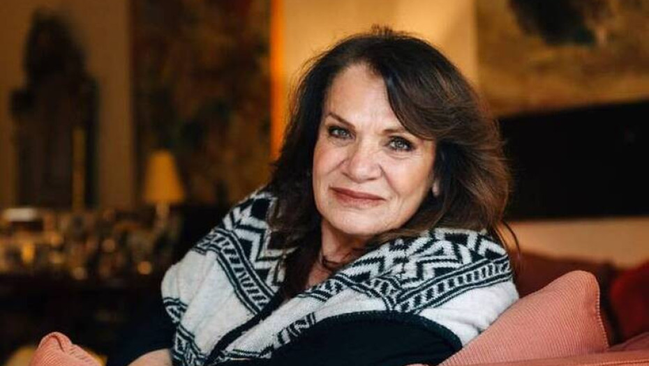 Ελπίδα: «Το φόρεμα που φόραγα στη σκηνή της Eurovision πληρώθηκε δύο φορές»