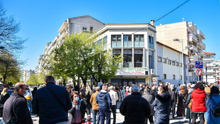 Από Εργατικό Κέντρο και ΑΔΕΔΥ Ν. Σερρών: Ψήφισμα απεργιακής συγκέντρωσης