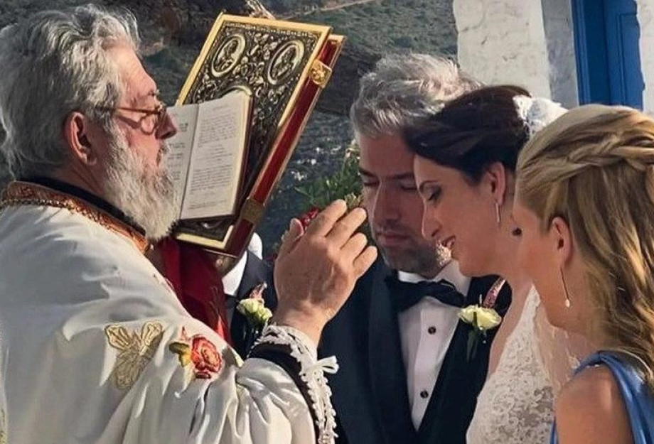 Γάμος στην Τζιά για την οικογένεια Μητσοτάκη – Ποιοι έδωσαν το «παρών»
