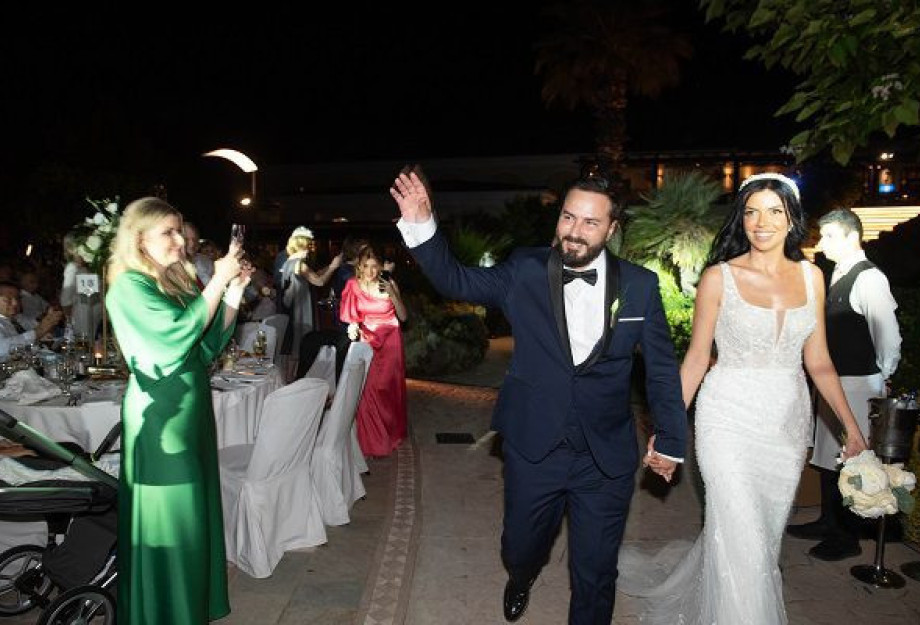 Στο «κλαμπ» των παντρεμένων ο Διαμαντής Γκολιδάκης Στο «κλαμπ» των παντρεμένων ο Διαμαντής Γκολιδάκης
