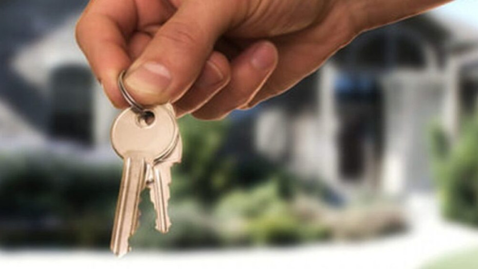 Για τις ανάγκες φιλοξενίας των καλεσμένων του Δήμου Αμφίπολης Παρέδωσαν τα κλειδιά του σπιτιού τους