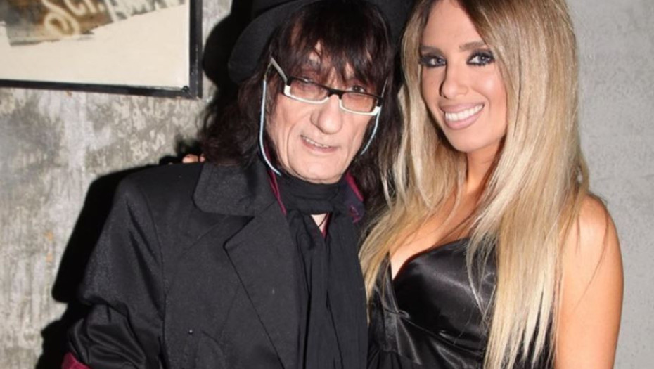 Στάθης Ψάλτης: Απίθανες αποκαλύψεις για τον ηθοποιό – «Φοβόταν πολύ την Χριστίνα» Απίθανες αποκαλύψεις για τον Στάθη Ψάλτη: «Φοβόταν πολύ την Χριστίνα»