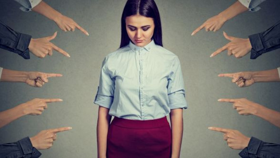 Τα 3 ζώδια που συνέχεια τα βάζουν με τον εαυτό τους και τα μυαλά που κουβαλάνε!