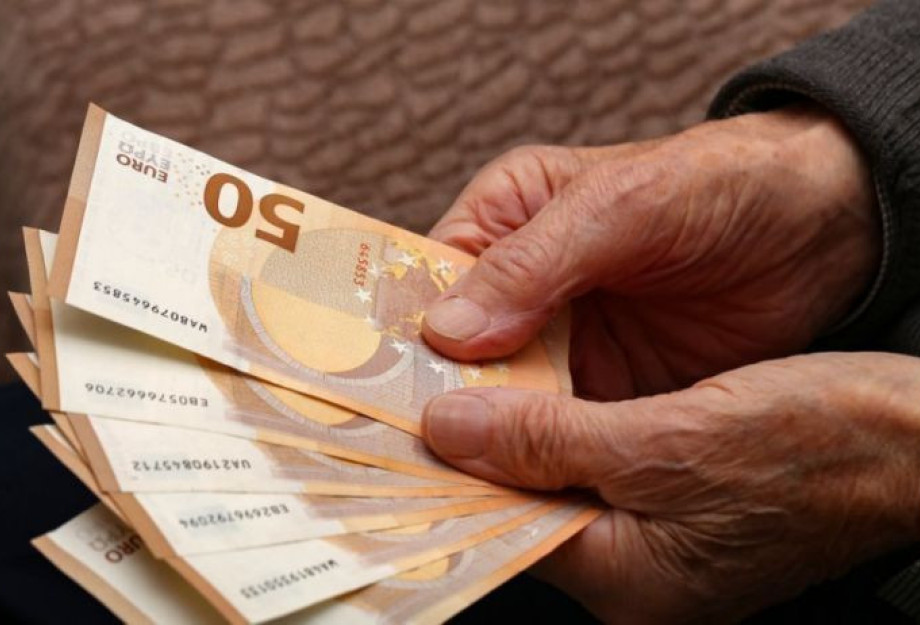 ΟΙ ΠΛΑΣΜΑΤΙΚΕΣ ΑΥΞΗΣΕΙΣ ΤΩΝ ΣΥΝΤΑΞΕΩΝ… Γράφει ο Γιώργος Βεζυργιαννίδης ΟΙ ΠΛΑΣΜΑΤΙΚΕΣ ΑΥΞΗΣΕΙΣ ΤΩΝ ΣΥΝΤΑΞΕΩΝ… Γράφει ο Γιώργος Βεζυργιαννίδης