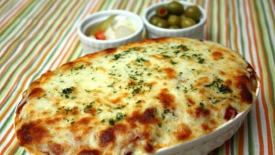 Το πιο εύκολο και λαχταριστό σουφλέ ζυμαρικών: Αυτή τη συνταγή θα την λατρέψει όλη η οικογένεια!