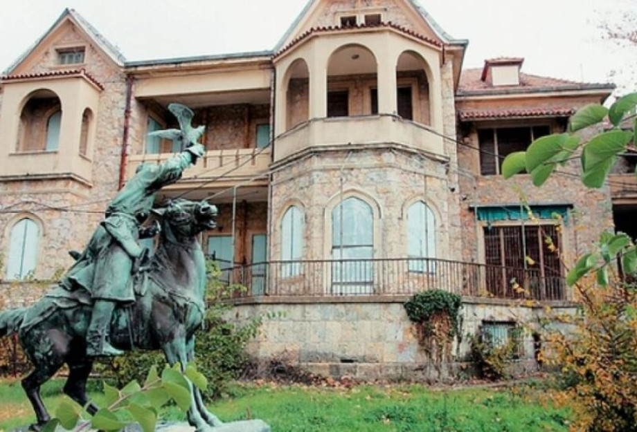 Επιτέλους η κυβέρνηση αποφάσισε να αξιοποιήσει τα ανάκτορα του Τατοϊου- *Γράφει ο Γιώργος Βεζυργιαννίδης Επιτέλους η κυβέρνηση αποφάσισε να αξιοποιήσει τα ανάκτορα του Τατοϊου- *Γράφει ο Γιώργος Βεζυργιαννίδης
