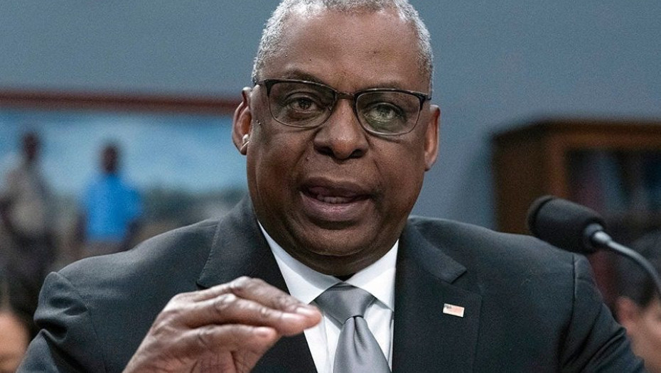 Σήκωσαν το κόκκινο τηλέφωνο: Μετά από τρεις μήνες μίλησαν οι υπουργοί Αμυνας ΗΠΑ και Ρωσίας