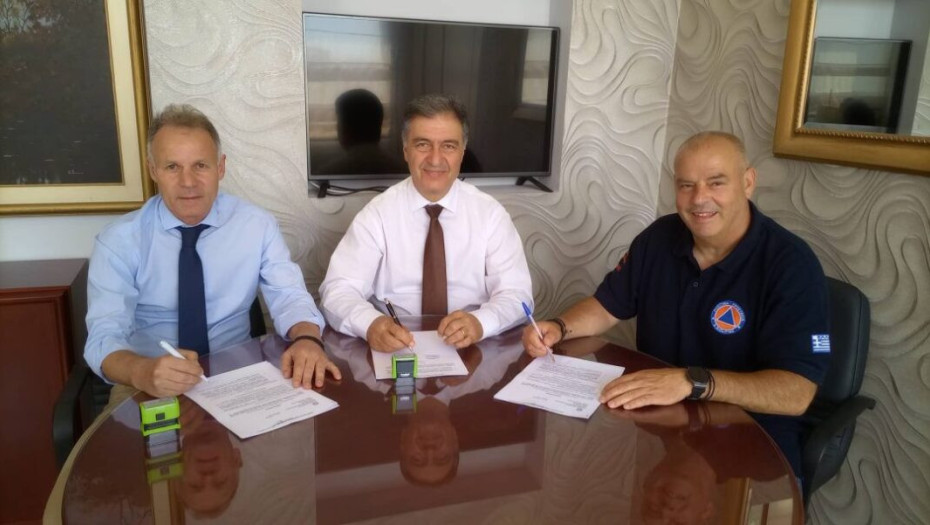 Για τη θεομηνία του Ιανουαρίου: Υπογραφή σύμβασης για την αποκατάσταση ζημιών αγροτικής οδοποιίας στο Δήμο Βισαλτίας