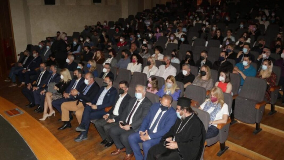 Ο Σύλλογος Εκπαιδευτικών ο Εμμ. Παπάς: Βράβευσε τα παιδιά των εκπαιδευτικών