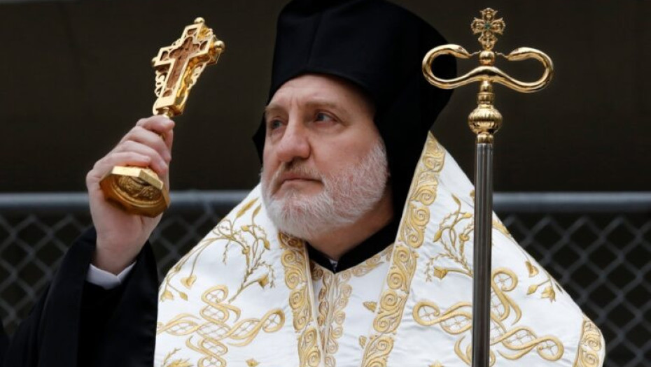 Ο Αρχιεπίσκοπος Αμερικής κ. Ελπιδοφόρος βρέθηκε Στην Ιερά Μονή Τιμίου Προδρόμου Ακριτοχωρίου – Ευλόγησε τη βάφτιση των παιδιών ενός gay ζευγαριού