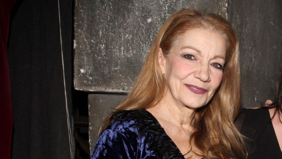 Πέμη Ζούνη: «Ξεκίνησα σαν μαμά του και καταλήξαμε ερωτικό ζευγάρι»