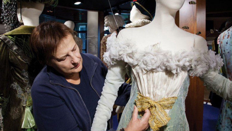 Προς τιμή της Ιουλίας Σταυρίδου: Ονοματοδοσία για την μικρή Σκηνή του ΔΗ.ΠΕ.ΘΕ. μας…