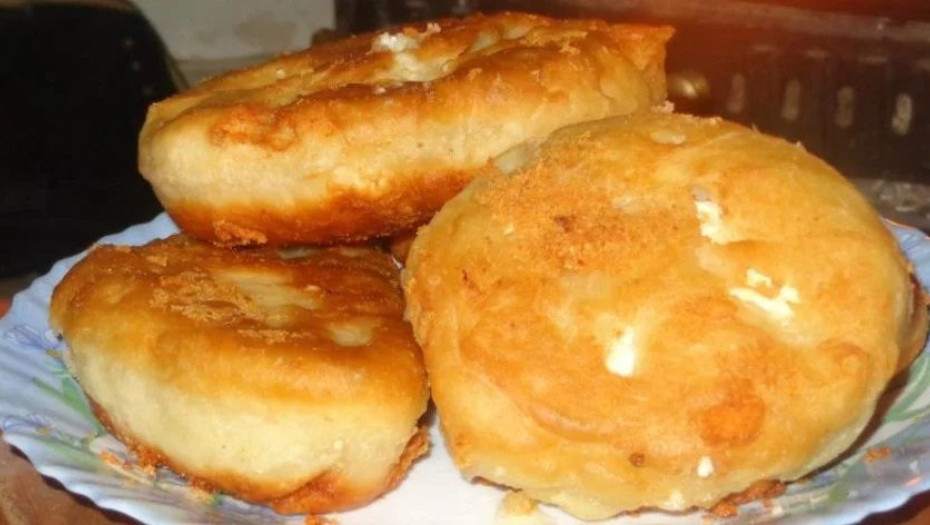 Αφράτα τηγανόψωμα με μόνο 4 υλικά από την Σόφη Τσιώπου για όταν θέλουμε να φάμε κάτι στα γρήγορα