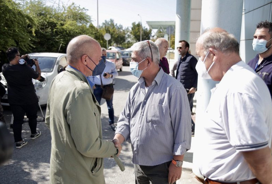 Ο Γιάνης Βαρουφάκης στο Νοσοκομείο Σερρών: Η Κυβέρνηση χρησιμοποίησε τη πανδημία ως πρόσχημα για περαιτέρω αποδυνάμωση ΕΣΥ Ο Γιάνης Βαρουφάκης στο Νοσοκομείο Σερρών: Η Κυβέρνηση χρησιμοποίησε τη πανδημία ως πρόσχημα για περαιτέρω αποδυνάμωση ΕΣΥ
