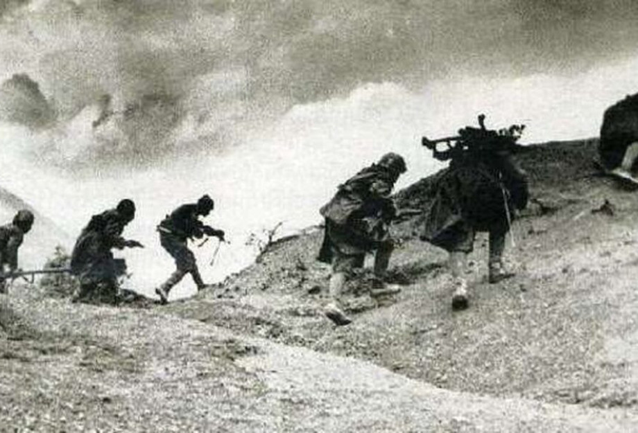 28η Οκτωβρίου 1940: Όταν η Ελλάδα ξημέρωσε με πόλεμο – Γιορτάζοντας την Eπέτειο του «ΟΧΙ» 28η Οκτωβρίου 1940: Όταν η Ελλάδα ξημέρωσε με πόλεμο – Γιορτάζοντας την Eπέτειο του «ΟΧΙ»
