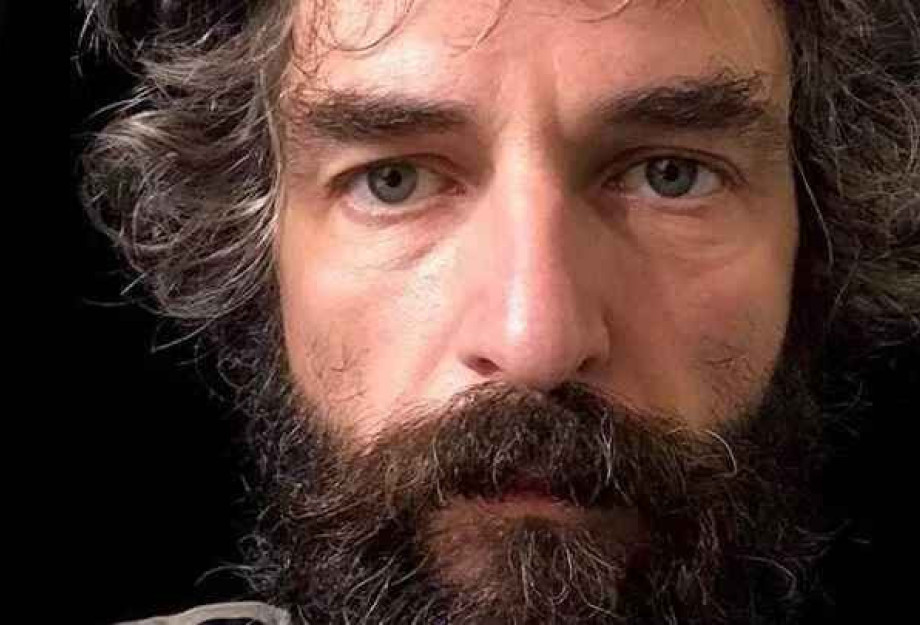 Άρης Σερβετάλης: «Είμαστε βαπτισμένοι εν Θεώ και δεν μπορούμε χωρίς Εκείνον. Ο Θεός φανερώνεται και σου δίνει κουράγιο όταν εκμηδενίζεται το εγώ σου.» Άρης Σερβετάλης: «Είμαστε βαπτισμένοι εν Θεώ και δεν μπορούμε χωρίς Εκείνον. Ο Θεός φανερώνεται και σου δίνει κουράγιο όταν εκμηδενίζεται το εγώ σου.»
