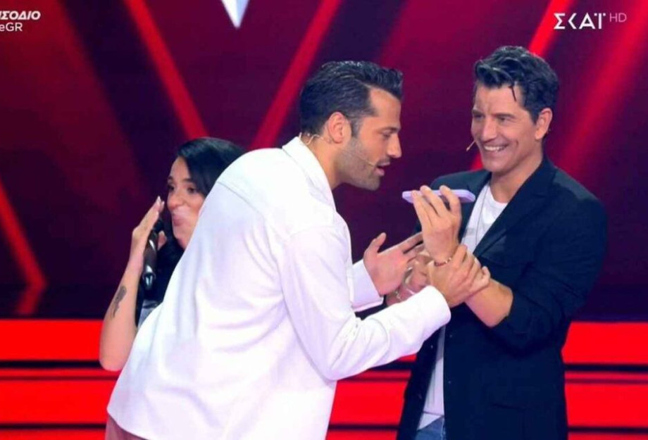 The Voice: Έγινε χαμός! Ο Αργυρός τα έχωσε στον Ρουβά – «Το στήσατε! Είναι στημένος ο αγώνας»!