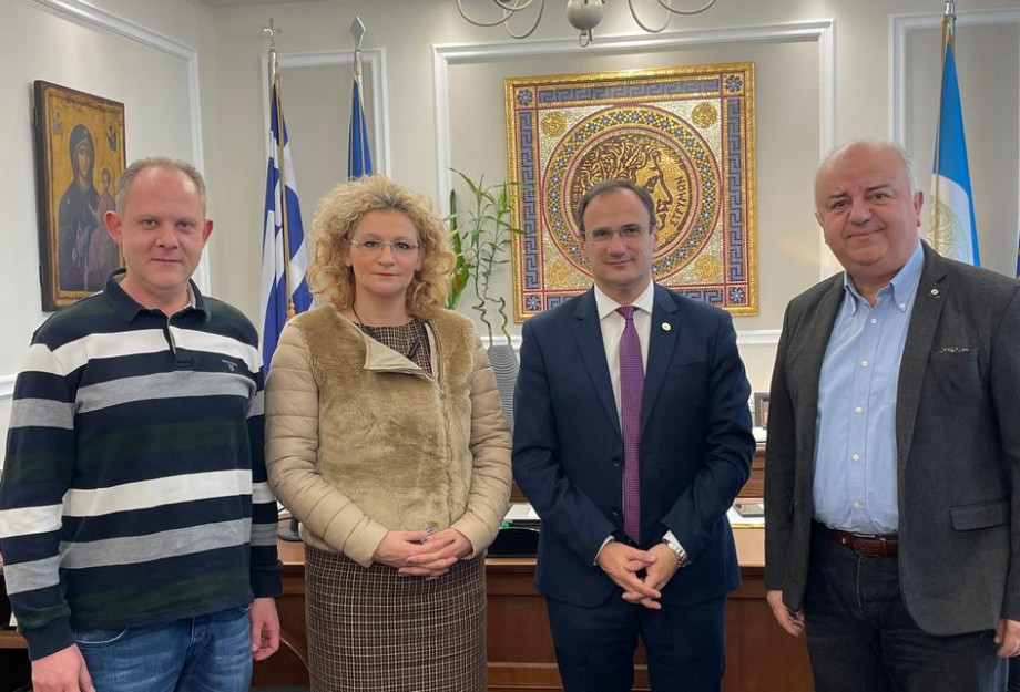 Συνάντηση Χρυσάφη με το προεδρείο της ΕΛΜΕ Σερρών! Συνάντηση Χρυσάφη με το προεδρείο της ΕΛΜΕ Σερρών!