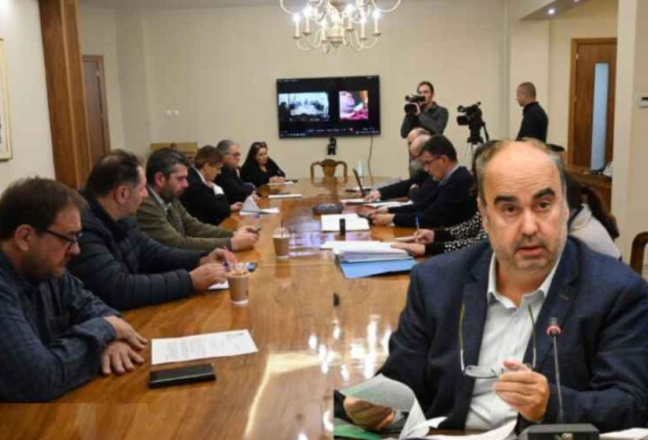 Ο Σπύρος Μισιρλής για την αντικατάσταση του οδοφωτισμού με φωτιστικά LED: Πέρασαν οι όροι διακήρυξης από την Οικονομική Επιτροπή! Ο Σπύρος Μισιρλής για την αντικατάσταση του οδοφωτισμού με φωτιστικά LED: Πέρασαν οι όροι διακήρυξης από την Οικονομική Επιτροπή!