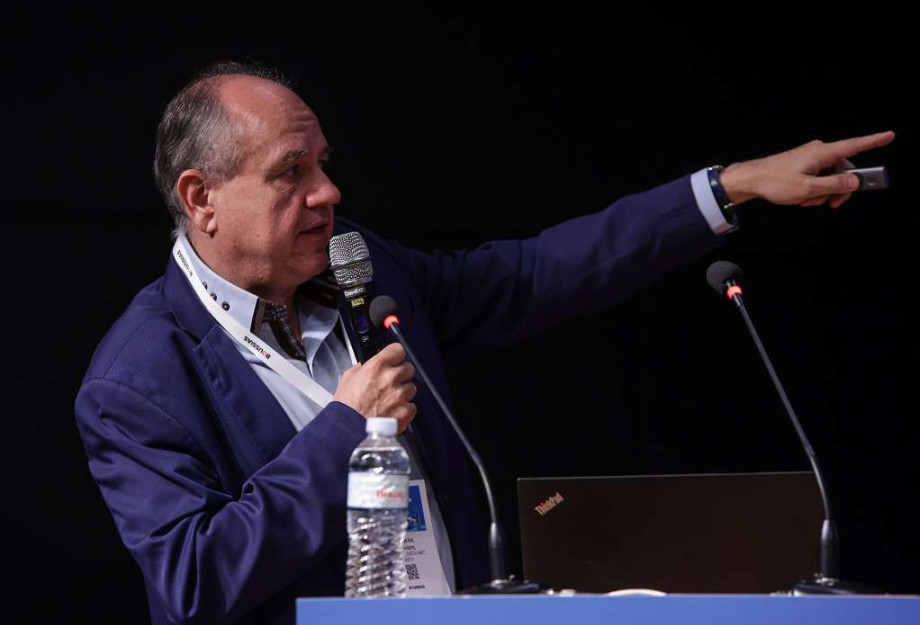 Ηλεκτροκίνηση 60% φθηνότερη η αργή φόρτιση σε σχέση με τη βενζίνη: Αναλυτικά η ομιλία Δρα Ε. Μπεκιάρη στο 3ο Electric Vehicle Conference Ηλεκτροκίνηση 60% φθηνότερη η αργή φόρτιση σε σχέση με τη βενζίνη: Αναλυτικά η ομιλία Δρα Ε. Μπεκιάρη στο 3ο Electric Vehicle Conference