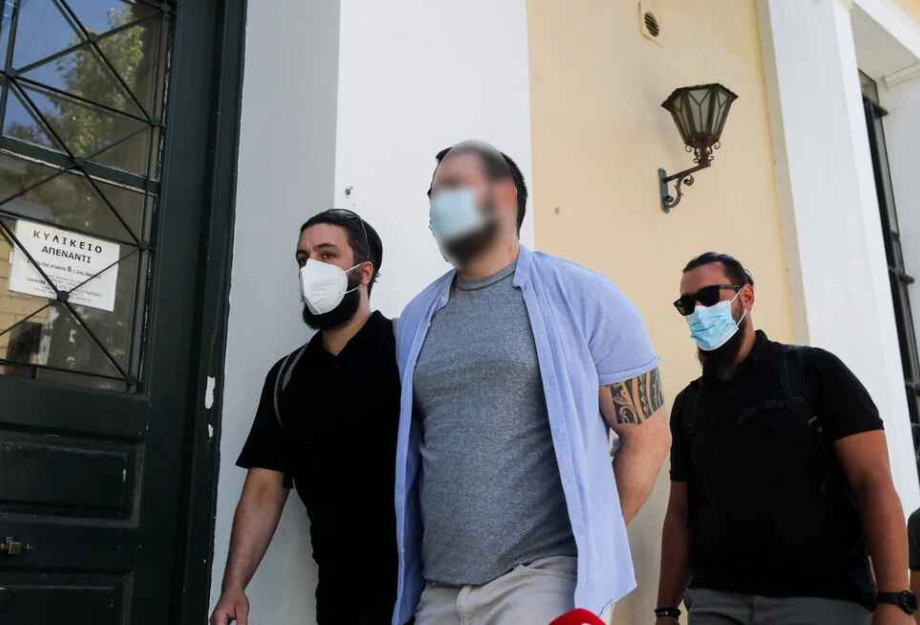 Πρώην παίκτης ριάλιτι: Ήμουν συνοδός με πελάτες ηθοποιούς & επιστήμονες, έδιναν 1.000 ευρώ για μία νύχτα Πρώην παίκτης ριάλιτι: Ήμουν συνοδός με πελάτες ηθοποιούς & επιστήμονες, έδιναν 1.000 ευρώ για μία νύχτα