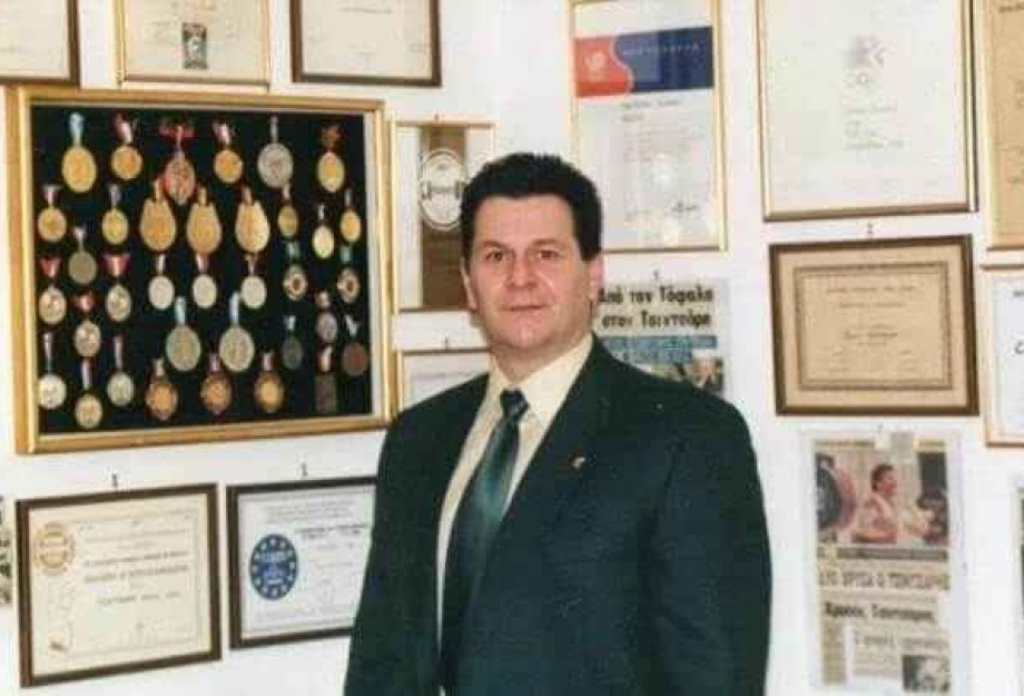 Την Κυριακή Δήμος και ΟΠΑΚΠΑ τιμούν τον Γιάννη Τσιντσάρη: «Ιωάννης Τσιντσάρης» μετονομάζεται το Κλειστό γυμναστήριο της κοιλάδας Την Κυριακή Δήμος και ΟΠΑΚΠΑ τιμούν τον Γιάννη Τσιντσάρη: «Ιωάννης Τσιντσάρης» μετονομάζεται το Κλειστό γυμναστήριο της κοιλάδας