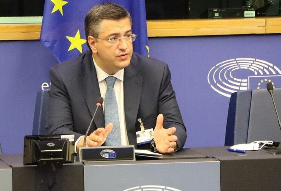 Άστραψε και βρόντηξε ο Τζιτζικώστας κατά Δανιηλίδη και Κοτταρίδη Άστραψε και βρόντηξε ο Τζιτζικώστας κατά Δανιηλίδη και Κοτταρίδη