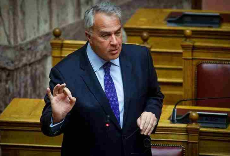 Ο υπουργός Εσωτερικών Μάκης Βορίδης: Αρνητικός στο ενδεχόμενο μονιμοποίησης συμβασιούχων Ο υπουργός Εσωτερικών Μάκης Βορίδης: Αρνητικός στο ενδεχόμενο μονιμοποίησης συμβασιούχων