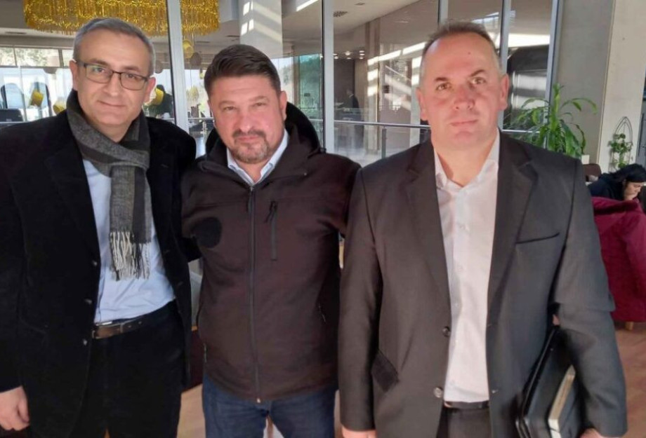 Συνάντηση Ε.Σ.ΠΕ.Ε.Σερρών με τον Υφυπουργό Εθνικής Άμυνας Νίκο Χαρδαλιά Συνάντηση Ε.Σ.ΠΕ.Ε.Σερρών με τον Υφυπουργό Εθνικής Άμυνας Νίκο Χαρδαλιά