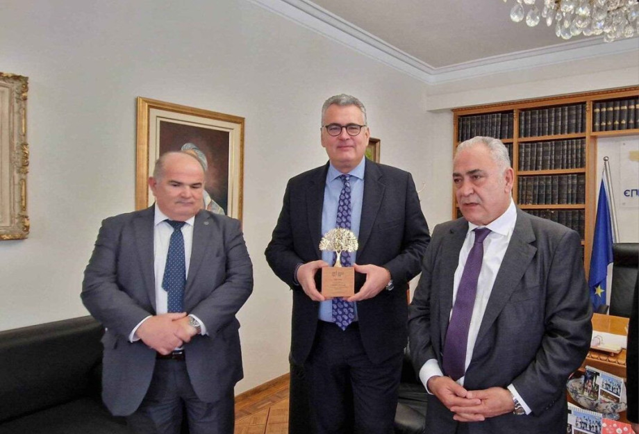 Επίσκεψη Προέδρου ΓΣΕΒΕΕ στις Σέρρες Επίσκεψη Προέδρου ΓΣΕΒΕΕ στις Σέρρες