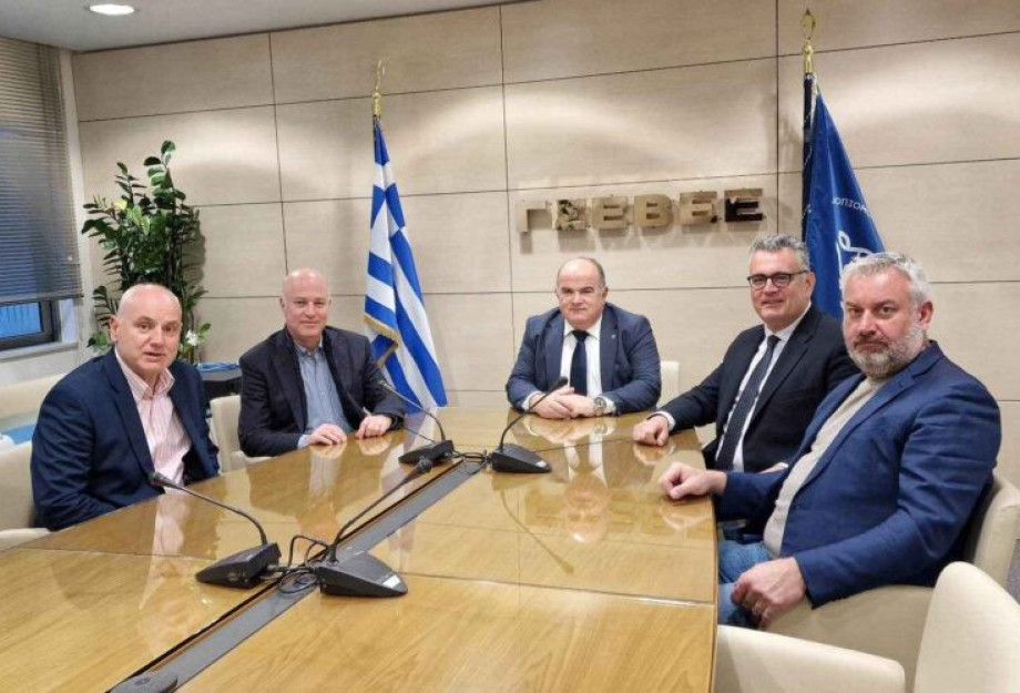 ΕΒΕΣ: Για το ενεργειακό κόστος, τον Σκρέκα επισκέφτηκαν Μαλλιαράς – Κοτσαμπάς ! ΕΒΕΣ: Για το ενεργειακό κόστος, τον Σκρέκα επισκέφτηκαν Μαλλιαράς – Κοτσαμπάς !