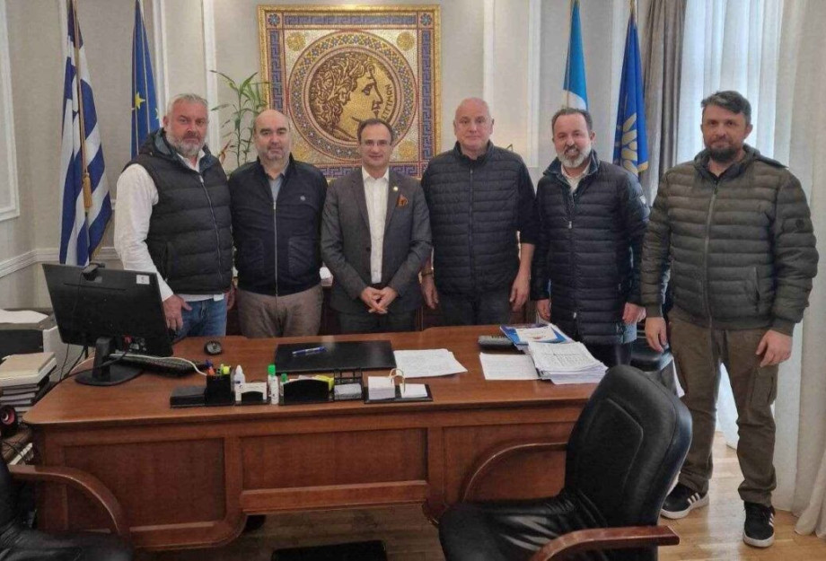 Σέρρες – Για τα τραπεζοκαθίσματα συνάντηση Χρυσάφη με εκπροσώπους της Εστίασης ! Σέρρες – Για τα τραπεζοκαθίσματα συνάντηση Χρυσάφη με εκπροσώπους της Εστίασης !