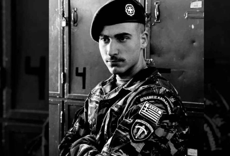 Χανιά: Ραγίζει καρδιές ο αδερφός του στρατιώτη που σκοτώθηκε σε τροχαίο – «Ο Θεός αποφάσισε να σε πάρει κοντά του» Χανιά: Ραγίζει καρδιές ο αδερφός του στρατιώτη που σκοτώθηκε σε τροχαίο – «Ο Θεός αποφάσισε να σε πάρει κοντά του»