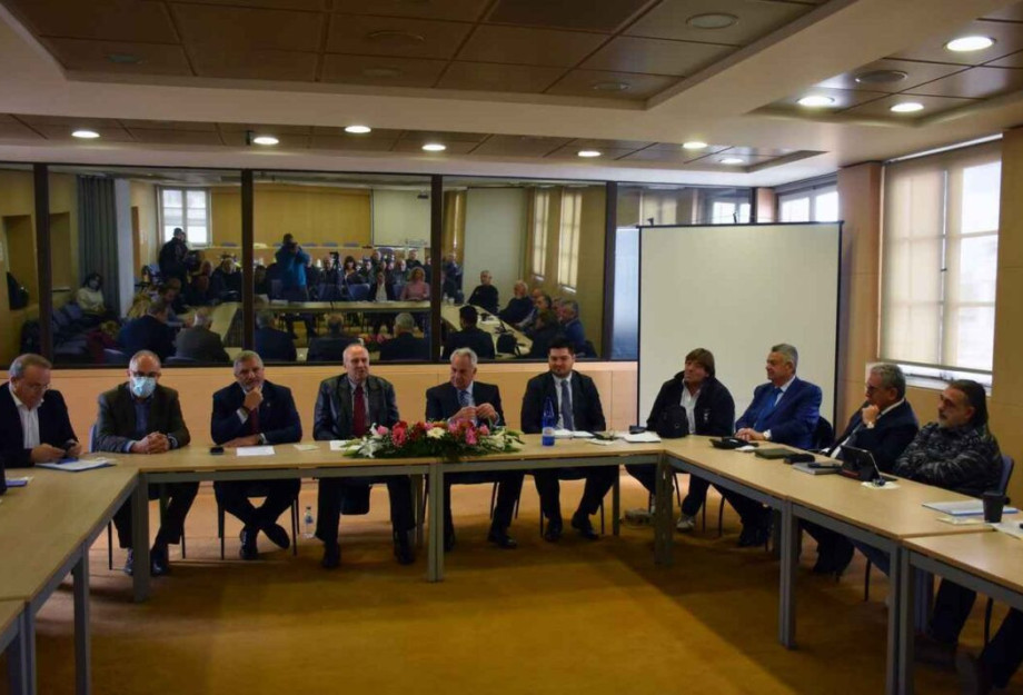 Μάκης Βορίδης: Αμοιβαία ωφελημένοι παραγωγοί και καταναλωτές! Μάκης Βορίδης: Αμοιβαία ωφελημένοι παραγωγοί και καταναλωτές!