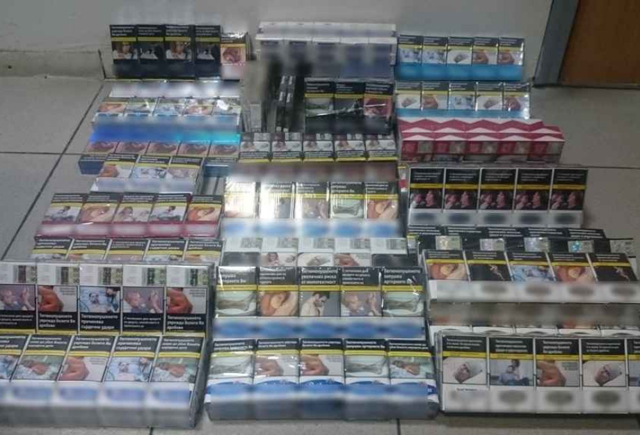Τρεις Βούλγαροι και τρεις Βουλγάρες συνελήφθησαν στον Προμαχώνα: Κατασχέθηκαν 4.000 πακέτα με λαθραία τσιγάρα Τρεις Βούλγαροι και τρεις Βουλγάρες συνελήφθησαν στον Προμαχώνα: Κατασχέθηκαν 4.000 πακέτα με λαθραία τσιγάρα