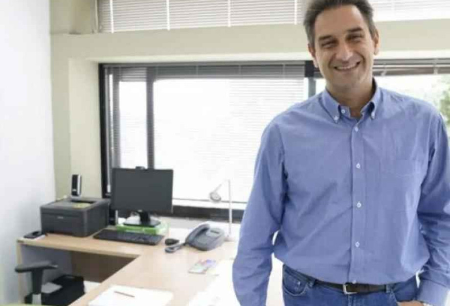 Γρηγόρης Ζαρωτιάδης: Να γίνει το Αριστοτέλειο ξανά Πανεπιστήμιο! Γρηγόρης Ζαρωτιάδης: Να γίνει το Αριστοτέλειο ξανά Πανεπιστήμιο!