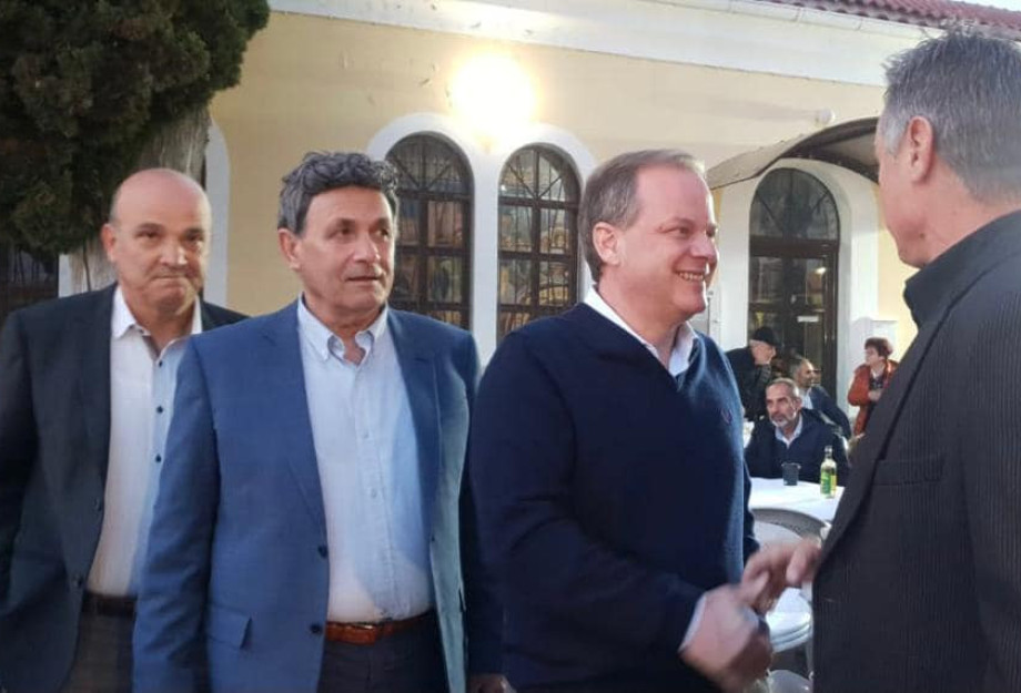 Πρωτιά Καραμανλή στο Δήμο Νέας Ζίχνης! Πρωτιά Καραμανλή στο Δήμο Νέας Ζίχνης!