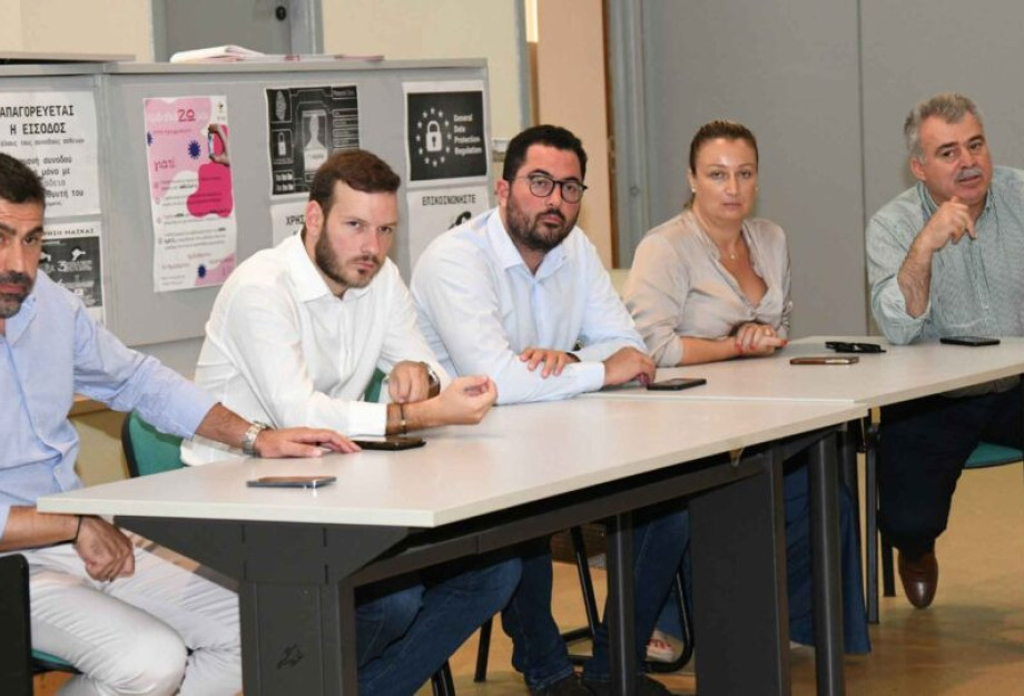 Στις Σέρρες κλιμάκιο Βουλευτών του ΠΑΣΟΚ! Στις Σέρρες κλιμάκιο Βουλευτών του ΠΑΣΟΚ!
